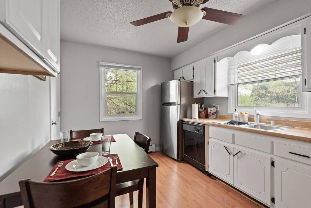 Tranquil 2Br Apt Mpls - 8075 Apt 3 Minneapolis Zewnętrze zdjęcie